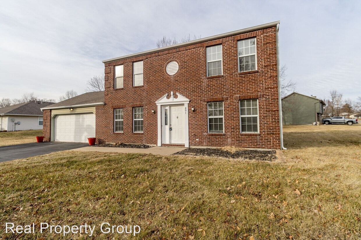 3 br, 2.5 bath House 401 S Brookline Dr. House Rental in Columbia