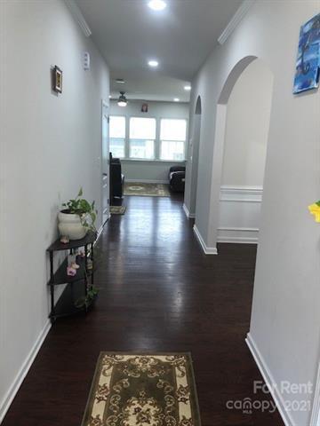Foto del edificio - 913 Ashton Oak Ct