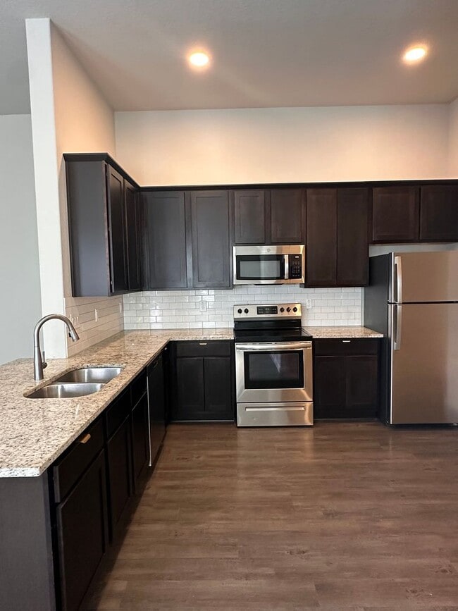 Foto del edificio - 604-606 Grayson Ln