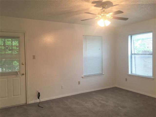 Foto del edificio - 2112 Edwin St