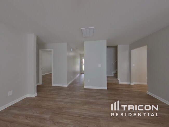 Foto del edificio - 924 Skywatch Ln