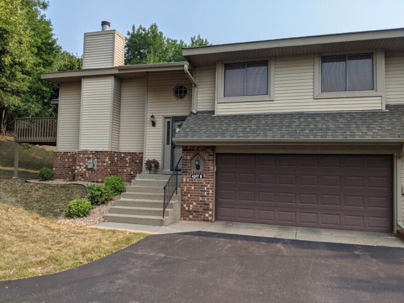 4317 Clemson Cir, Eagan, MN 55122 Townhome Rentals in Eagan MN
