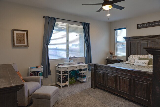 Foto del edificio - 11920 Ryscott Cir