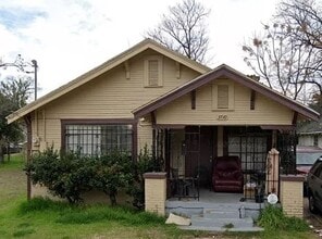 Building Photo - 3710 Guaranty St