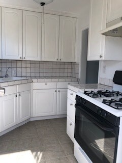 Primary Photo - 6725 Vineland Ave