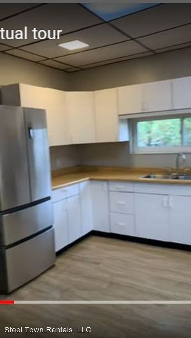 Building Photo - 4 br, 2 bath House - 124 E Jefferson St.