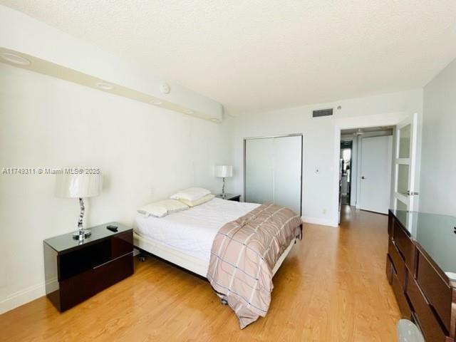 Foto del edificio - 20281 E Country Club Dr