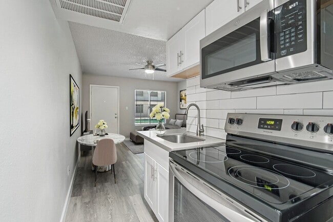 Foto del interior - Aster on University