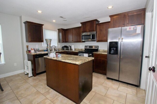 Foto del edificio - 101 Rock Hill Ct