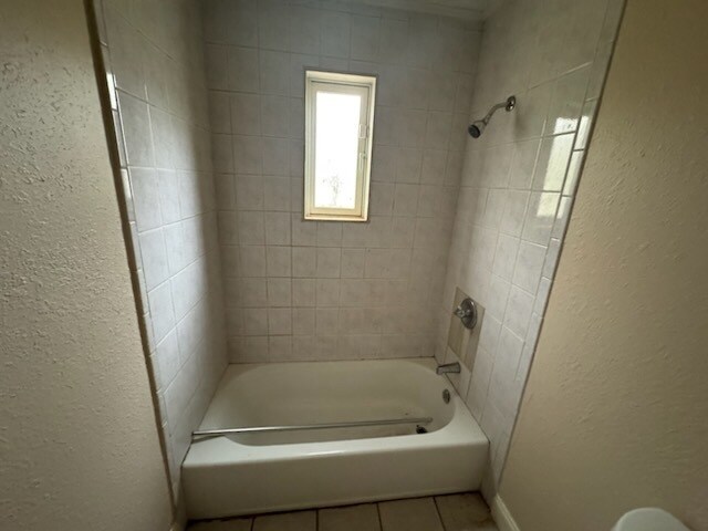 Foto del edificio - 2671 Huron St