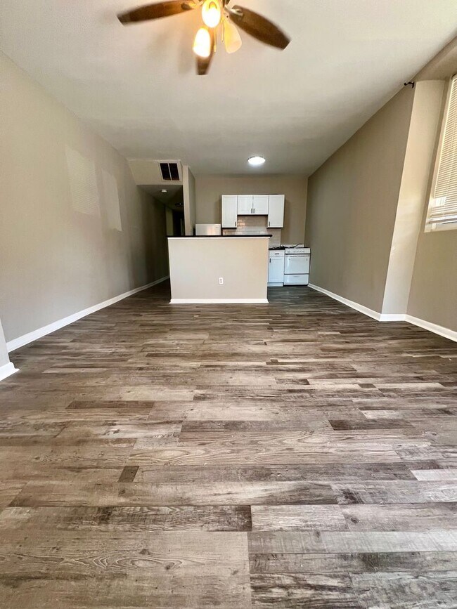 Foto del edificio - 2419 S 62nd St