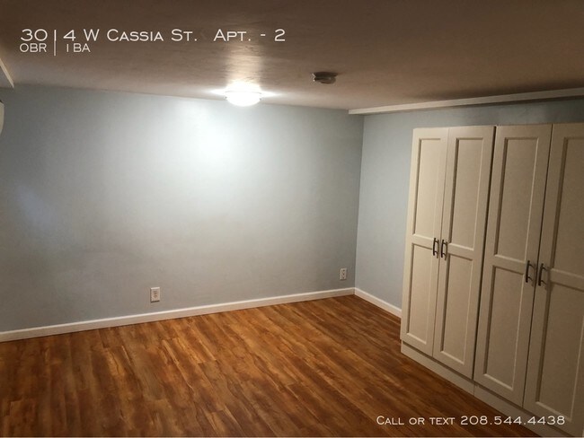 Building Photo - 3014 Cassia #2