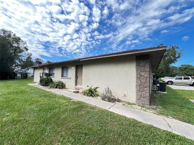 Foto del edificio - 2000 NW 43rd St