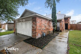 Building Photo - 4213 Amy Dr
