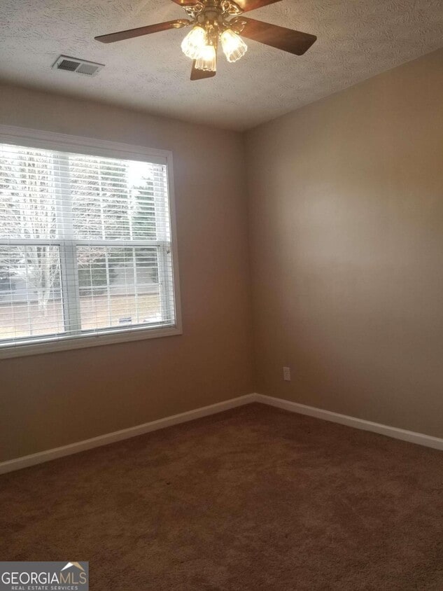 Primary Photo - 520 Windcroft Cir NW
