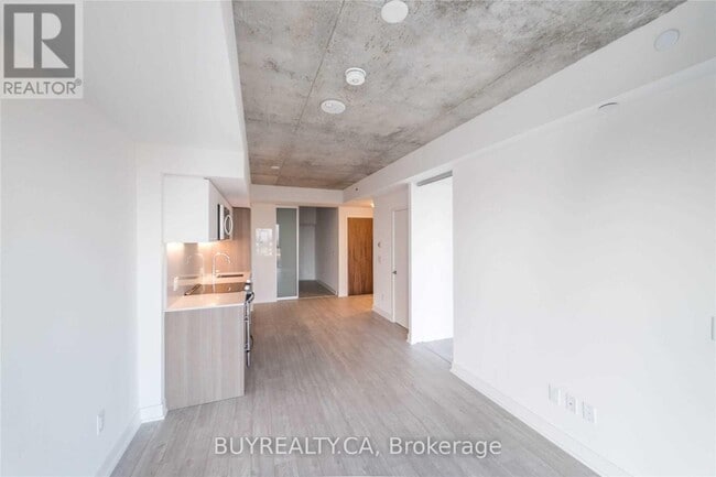 Building Photo - 15-1715 Baseball Pl