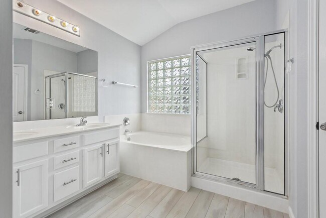 Building Photo - 4516 Chesney Ridge Dr