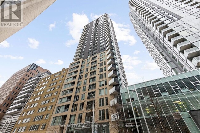 Building Photo - 40 Nepean St