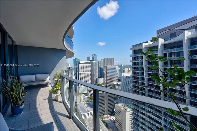 Foto del edificio - 1000 Brickell Ave