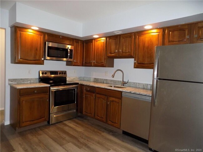 Foto del edificio - 25 Canterbury Ct