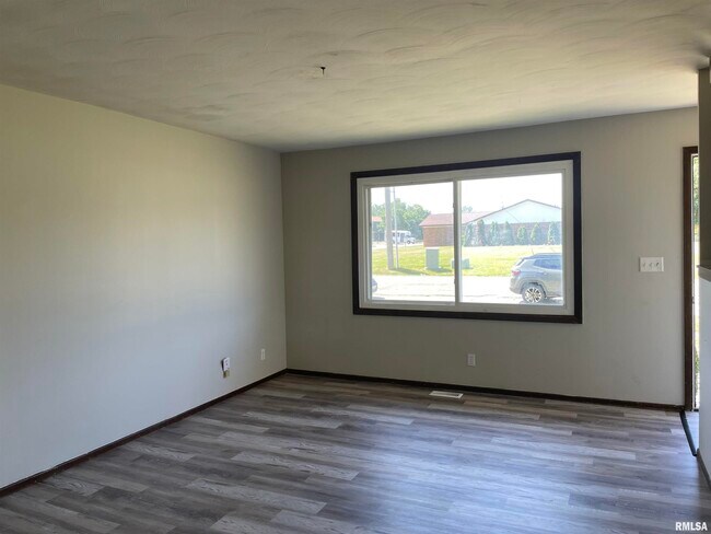 Foto del edificio - 3407 W Richwoods Blvd