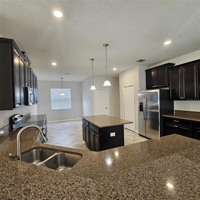 Building Photo - 2628 Atherton Dr