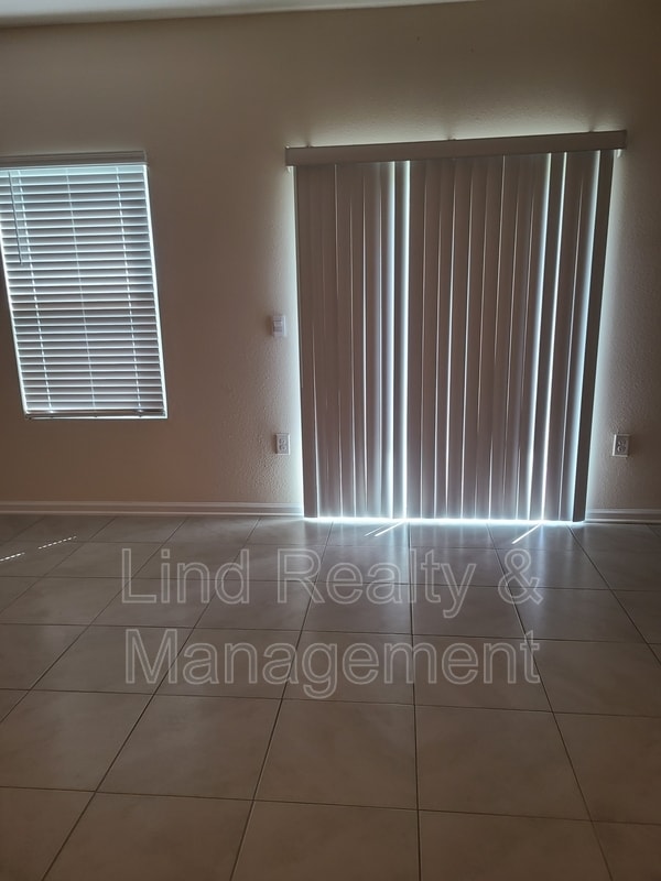 Foto del edificio - 7737 Legacy Trl