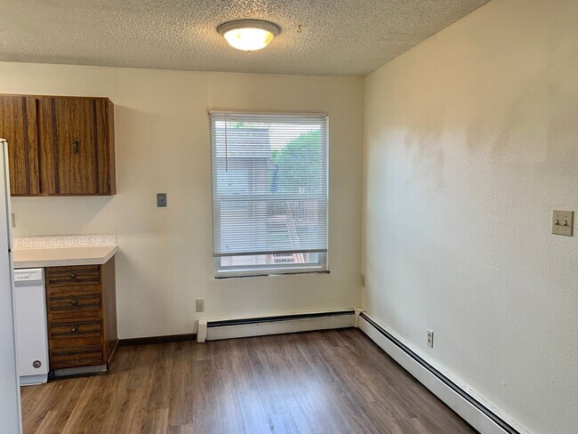 Photo - Great 3 Bedroom 1 Bath in Loveland! Townhome