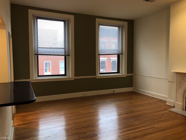 Foto del edificio - 1 br, 1 bath  - 1014 N Charles St Apt 6