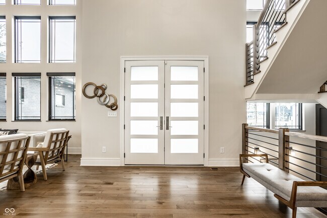 Foto del edificio - 4292 Alderborough Way