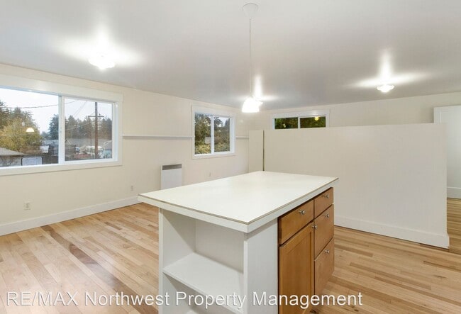 Building Photo - 1 br, 1 bath House - 1221 A Bing St NW