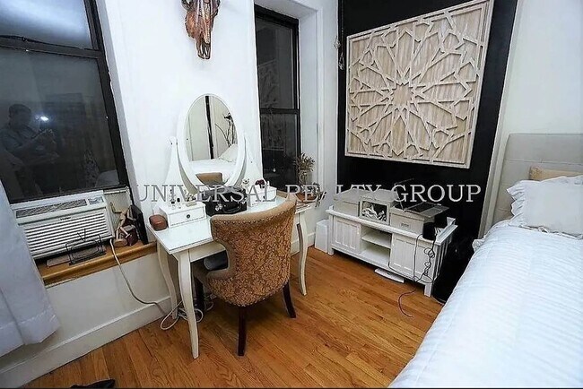Foto del edificio - 261 Broome St