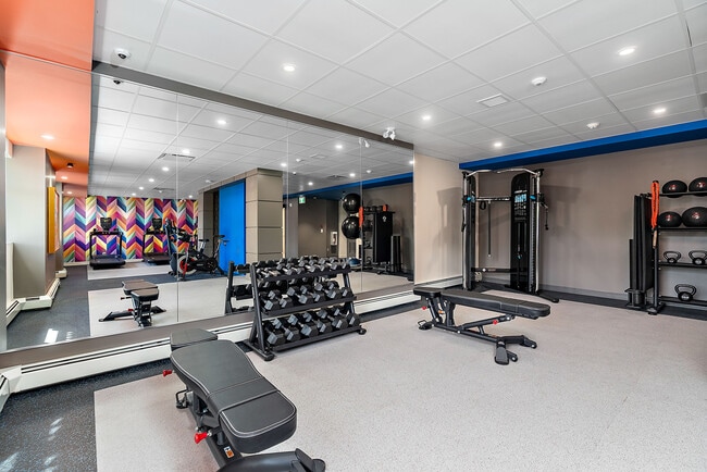 Building Photo - Southgate Tower