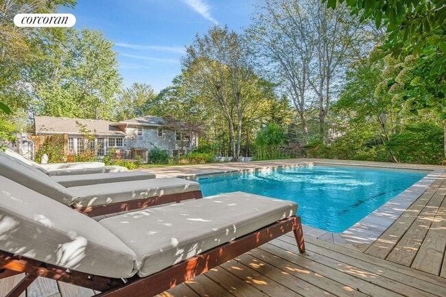 Building Photo - 495 7 Ponds Towd Rd