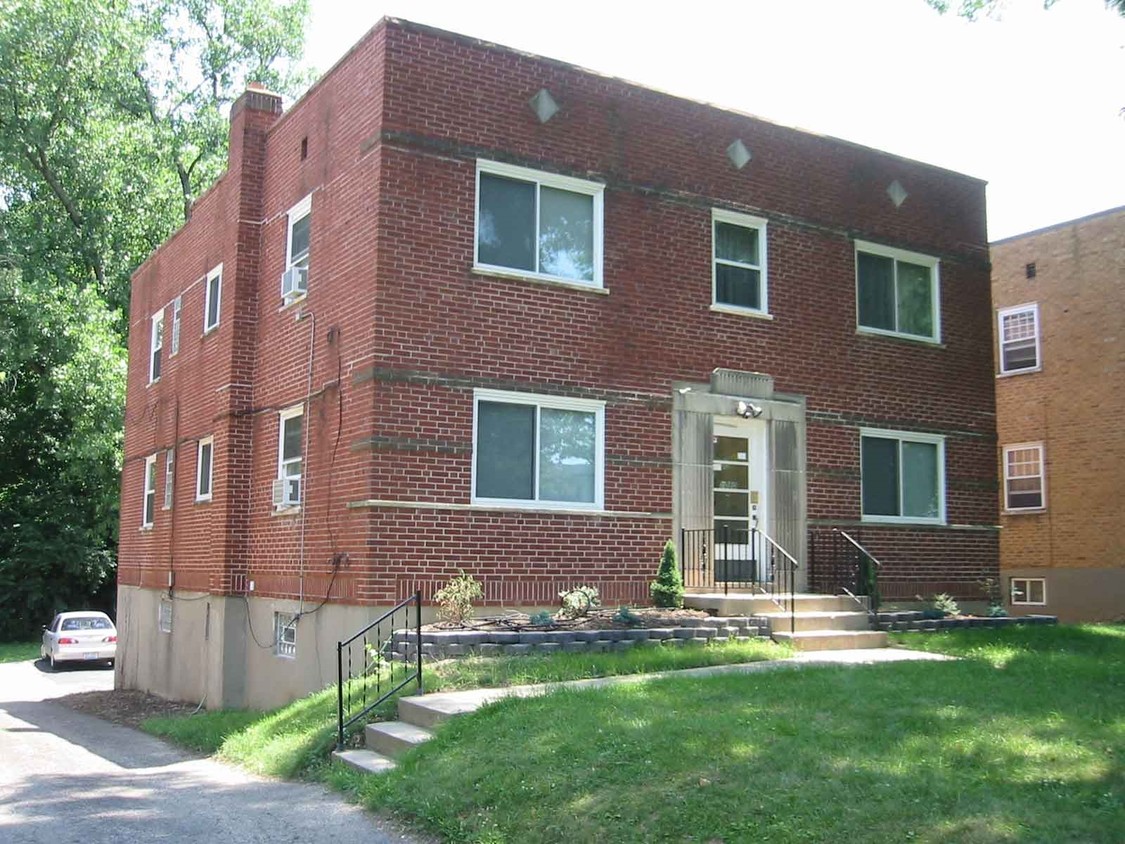 Primary Photo - 7080 Eastlawn Dr