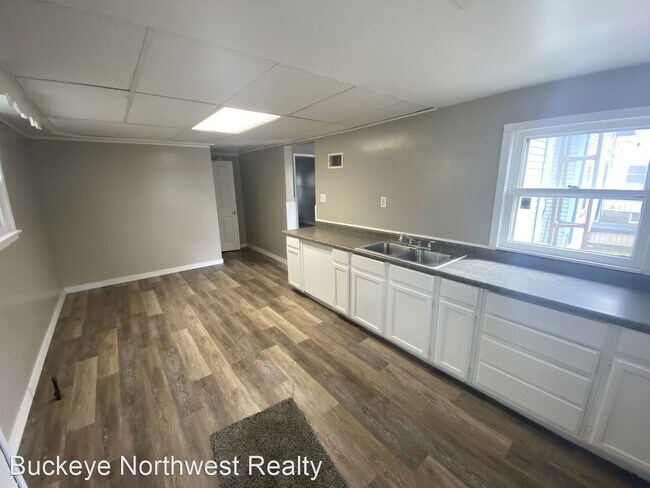 Building Photo - 3 br, 1 bath House - 4125 Vermaas Ave