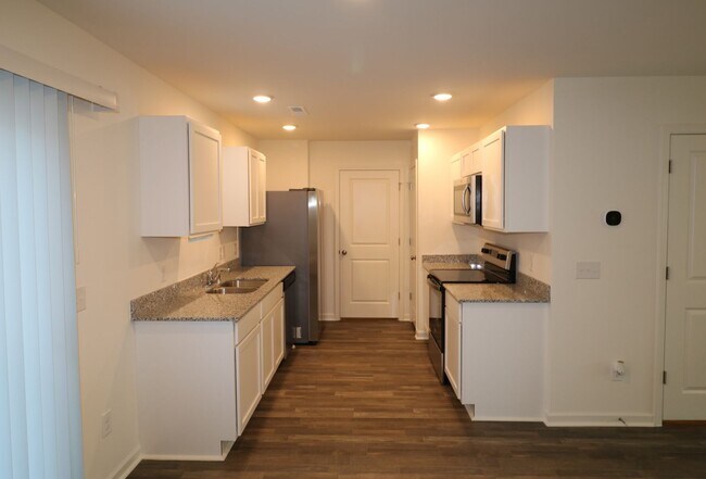 Foto del edificio - 757 Whitney Rd