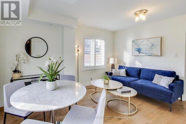 Building Photo - 12 Sudbury St