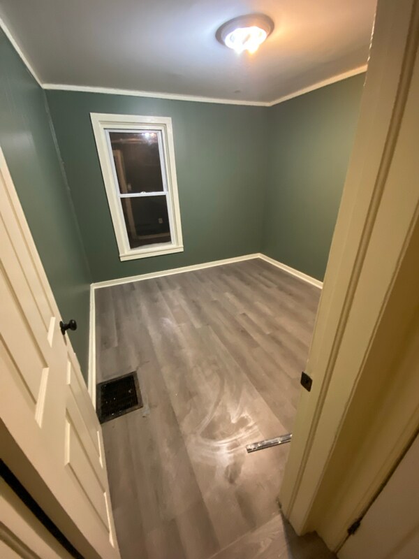 Foto del edificio - 641 Burlington St