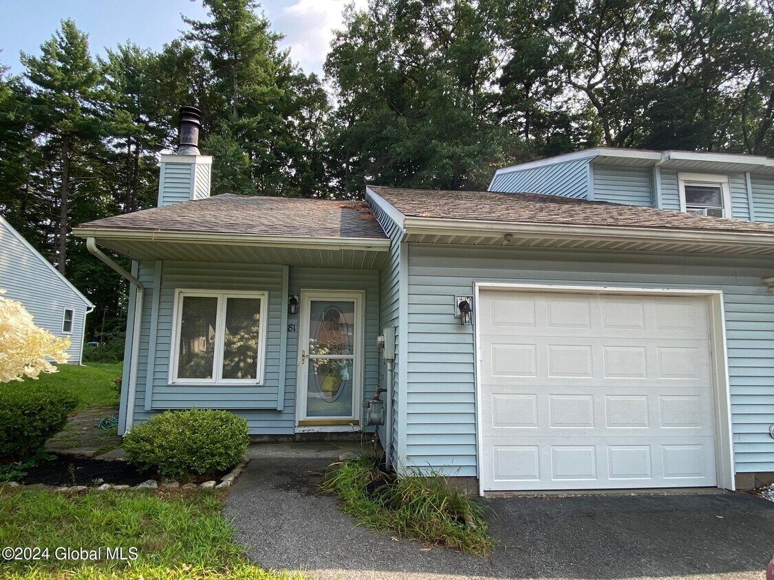 Primary Photo - 81 Tallow Wood Dr