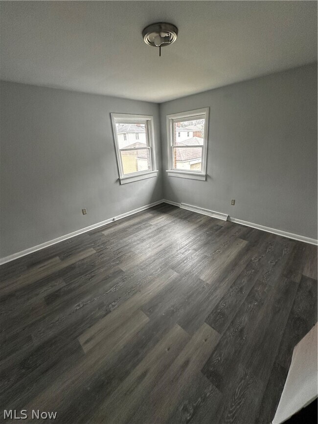 Foto del edificio - 1775 Liberty Dr