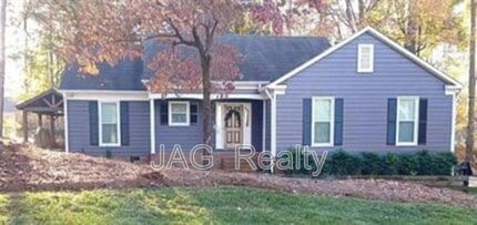 Building Photo - 4323 Chadwell Ln