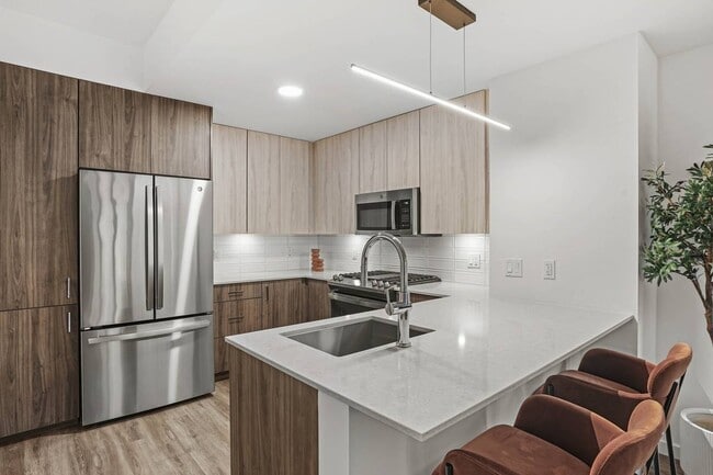 Photo - 196 N Aberdeen St Apartment