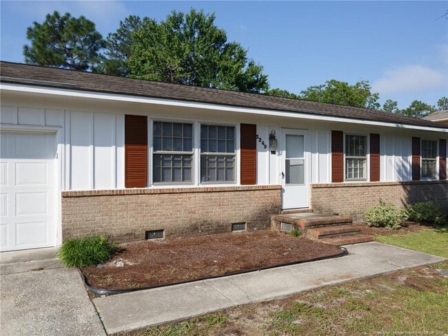 Foto del edificio - 3249 Glenmore Dr