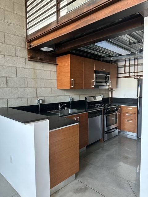 Foto del edificio - 1330 Factory Pl