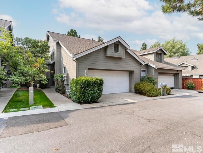 Building Photo - 3223 Alum Creek Ct