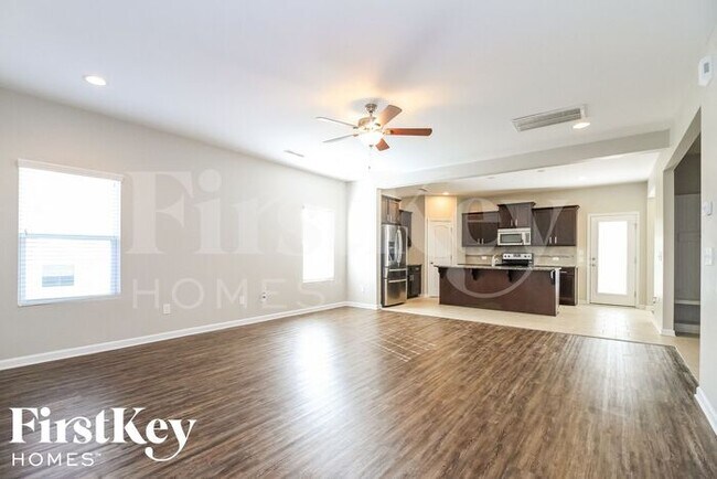 Foto del edificio - 4317 Lochurst Dr