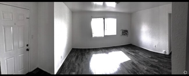 Building Photo - 5660 Case Ave