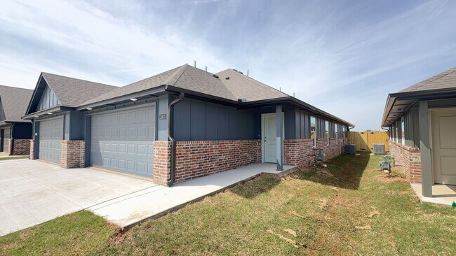 Foto del edificio - Welcome to Brand New Masonwood featuring this 3 Bedroom 2 Bath 2 Car Garage Duplex in a Great loc...