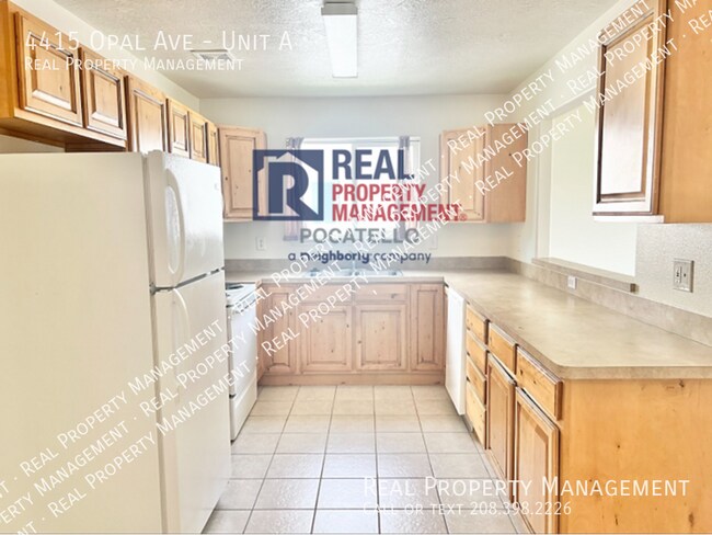Foto del edificio - 3 bed 2 bath ground floor apartment